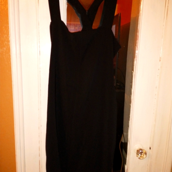 Dress - Picture 1 of 6